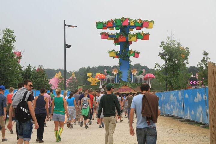 Tomorrowland 2012