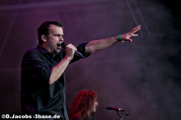 blind-guardian-2-woa-2011