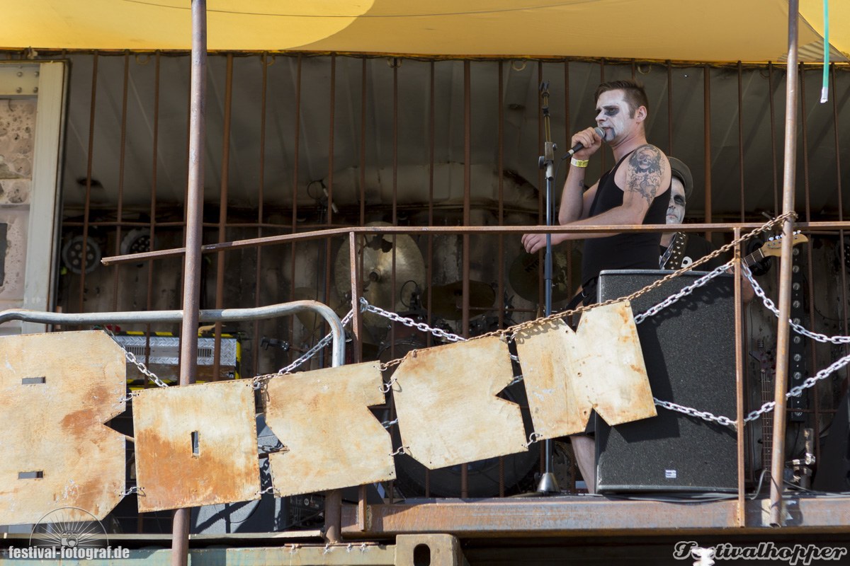 Wacken2014-Rabbit-at-War-23