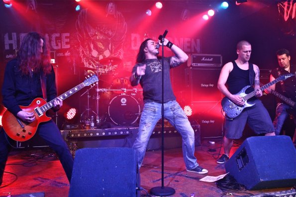 heilige d?monen