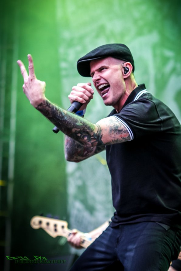 Dropkick Murphys – With Full Force